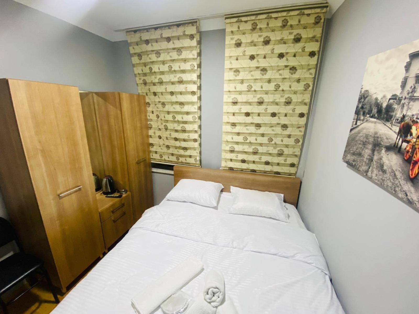 Taksim City Hotel อิสตันบูล ภายนอก รูปภาพ
